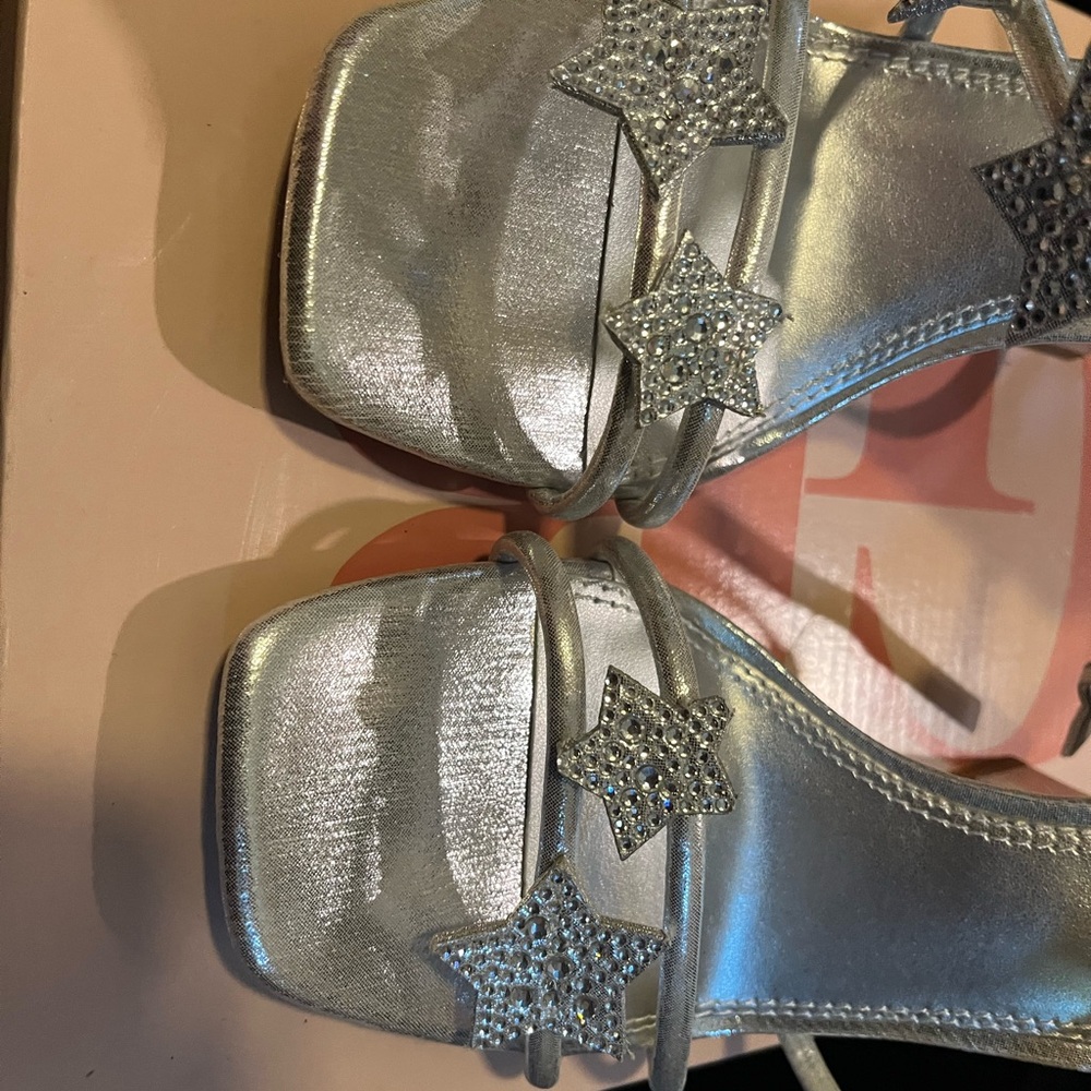 Gianni Bini Women's Silver Strappy Sandals - Picture 2 of 6